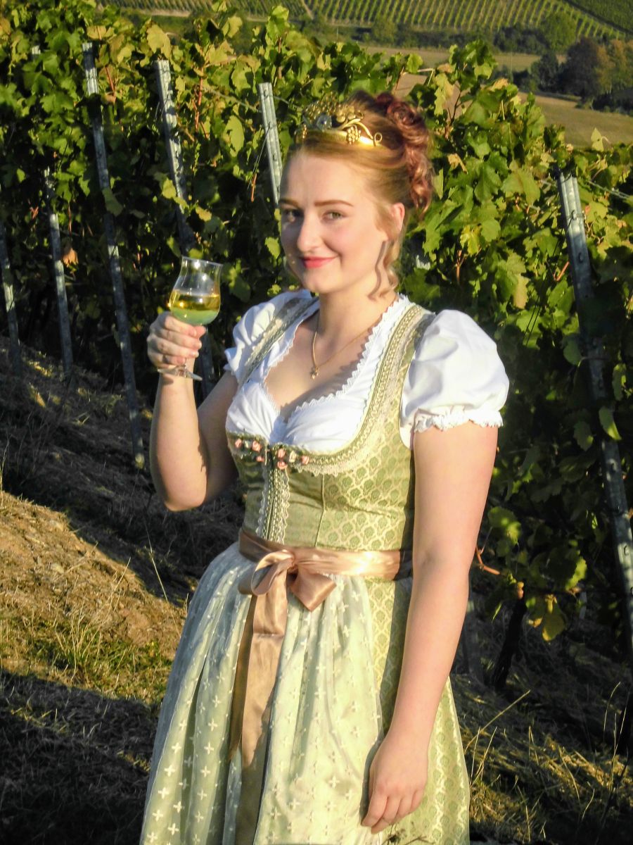 Sophie Österlein Dertinger Weinprinzessin 2019-2020 Foto: privat