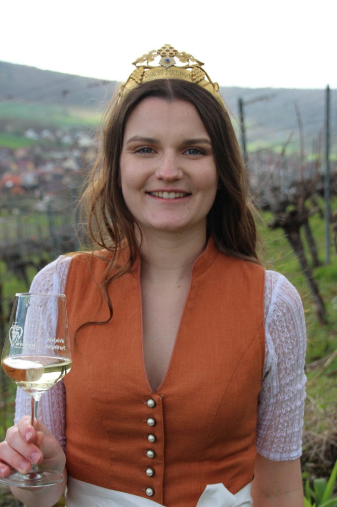 Katharina Flegler Dertinger Weinprinzessin 2022-2024