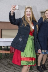 085_Sinas_Kroenung.jpg