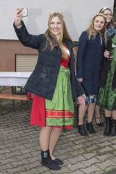 087_Sinas_Kroenung.jpg