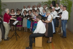 127_Sinas_Kroenung.jpg