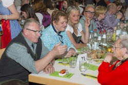 136_Sinas_Kroenung.jpg