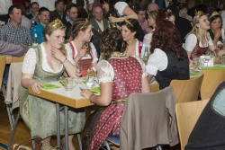 137_Sinas_Kroenung.jpg