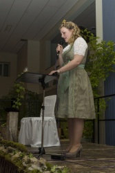 143_Sinas_Kroenung.jpg