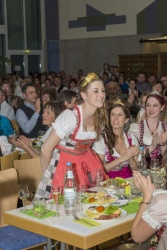 145_Sinas_Kroenung.jpg