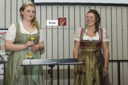 161_Sinas_Kroenung.jpg