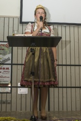 172_Sinas_Kroenung.jpg