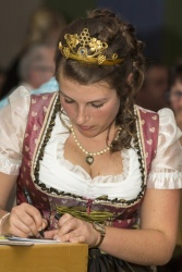 197_Sinas_Kroenung.jpg