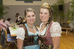 245_Sinas_Kroenung.jpg