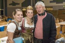 249_Sinas_Kroenung.jpg